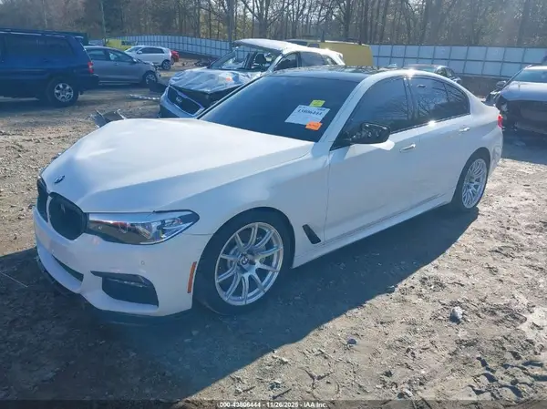 WBAJE5C53JWA97879 2018 BMW 5ER - Image 2
