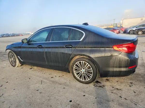 WBAJE5C53KBM77021 2019 BMW 5ER - Image 2