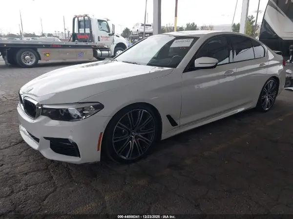 WBAJE5C53KWE66208 2019 BMW 5ER - Image 2
