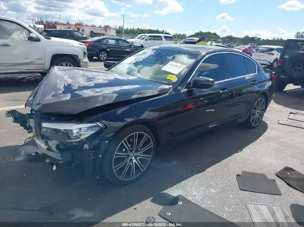 WBAJE5C53KWE66239 2019 BMW 5ER - Image 2