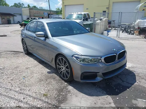 WBAJE5C53KWE66368 2019 BMW 5ER - Image 1