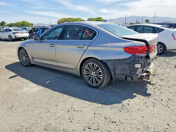 WBAJE5C53KWE66595 2019 BMW 5ER - Image 2