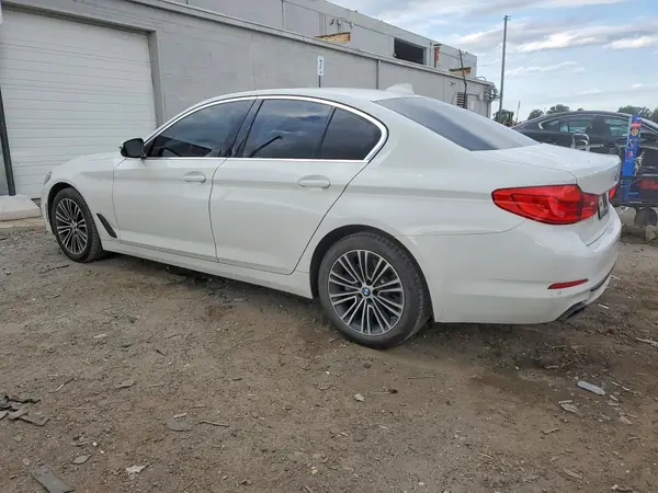 WBAJE5C53KWE66628 2019 BMW 5ER - Image 2