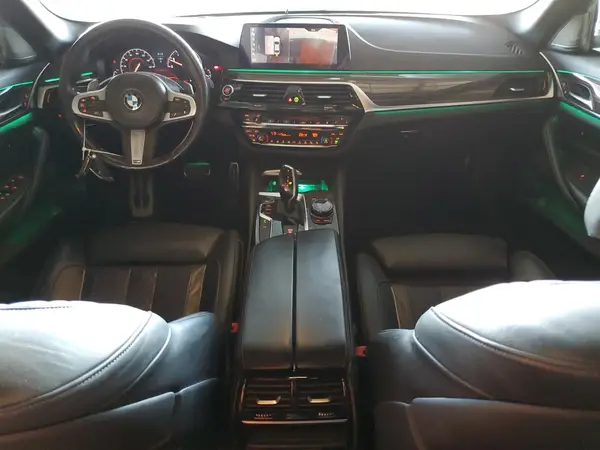 WBAJE5C53KWW04438 2019 BMW 5ER - Image 8