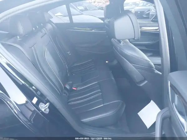 WBAJE5C53KWW17853 2019 BMW 5ER - Image 8
