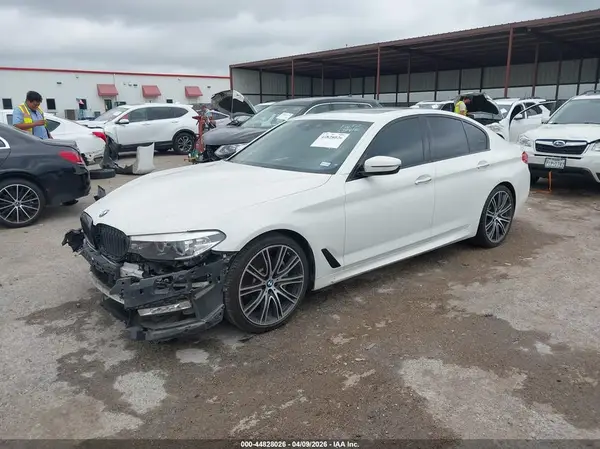 WBAJE5C54JG918379 2018 BMW 5ER - Image 2