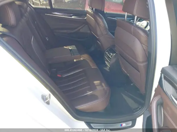 WBAJE5C54JWA96076 2018 BMW 5ER - Image 8