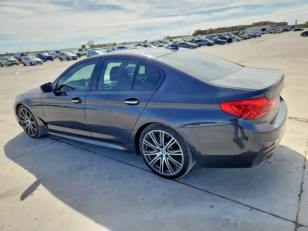 WBAJE5C54JWA96563 2018 BMW 5ER - Image 2