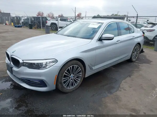 WBAJE5C54JWA98569 2018 BMW 5ER - Image 2