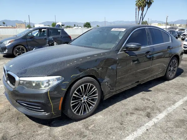 WBAJE5C54KWW12967 2019 BMW 5ER - Image 1