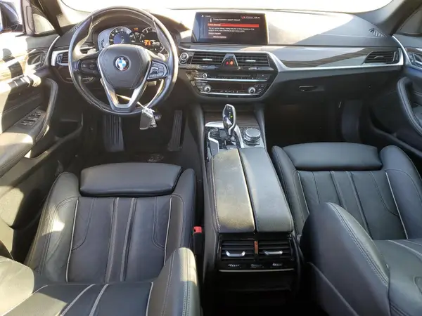 WBAJE5C54KWW20633 2019 BMW 5ER - Image 8