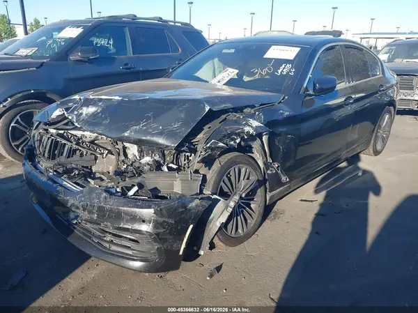 WBAJE5C55JG918116 2018 BMW 5ER - Image 2