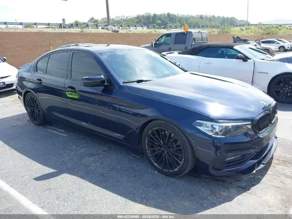WBAJE5C55JG918407 2018 BMW 5ER - Image 1
