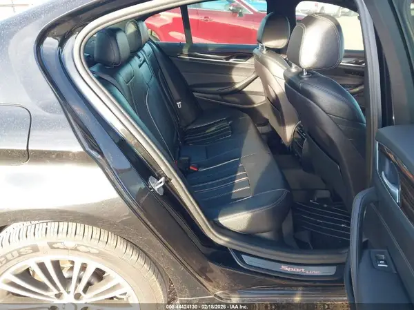 WBAJE5C55JWA93042 2018 BMW 5ER - Image 7