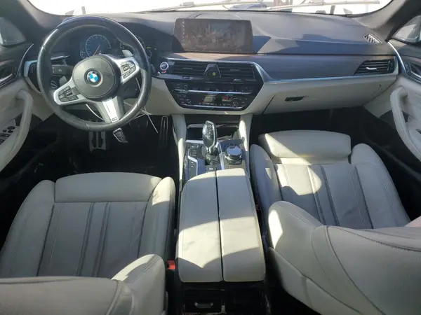WBAJE5C55KWA98811 2019 BMW 5ER - Image 8