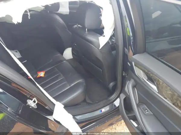 WBAJE5C55KWE66503 2019 BMW 5ER - Image 8