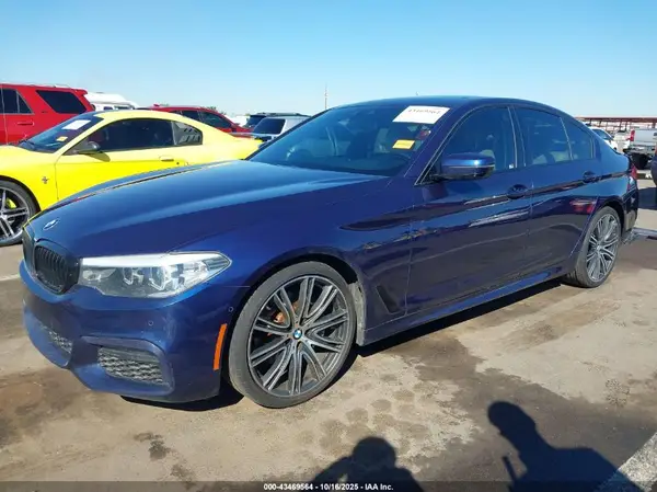 WBAJE5C55KWW16624 2019 BMW 5ER - Image 2
