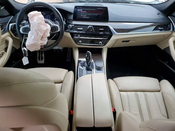 WBAJE5C55KWW18129 2019 BMW 5ER - Image 8