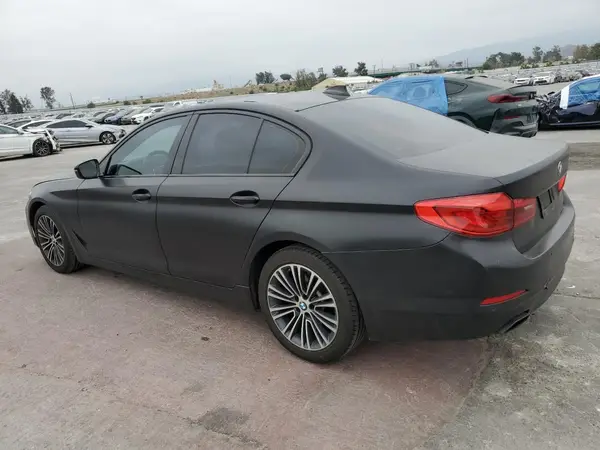 WBAJE5C56JG917606 2018 BMW 5ER - Image 2