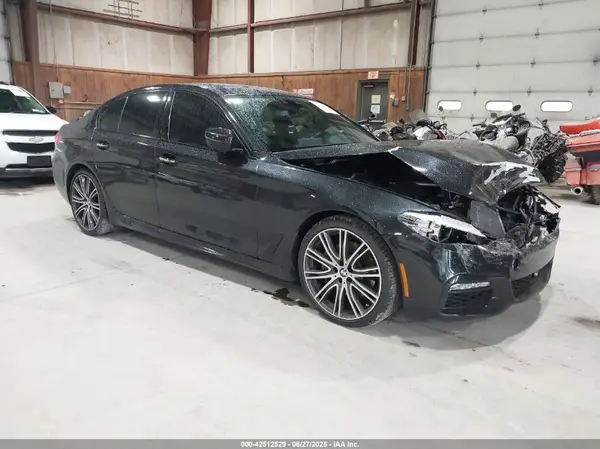 WBAJE5C56JWA94846 2018 BMW 5ER - Image 1