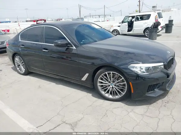 WBAJE5C56JWA97424 2018 BMW 5ER - Image 1