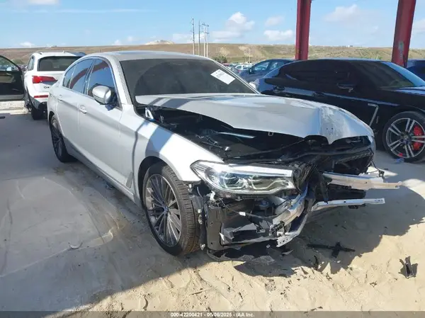 WBAJE5C56KWE66414 2019 BMW 5ER - Image 1
