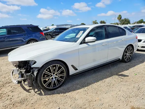 WBAJE5C56KWW32153 2019 BMW 5ER - Image 1