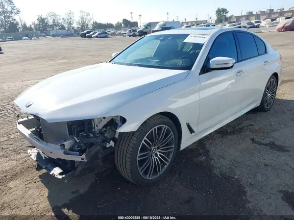 WBAJE5C57HG477633 2017 BMW 5ER - Image 2