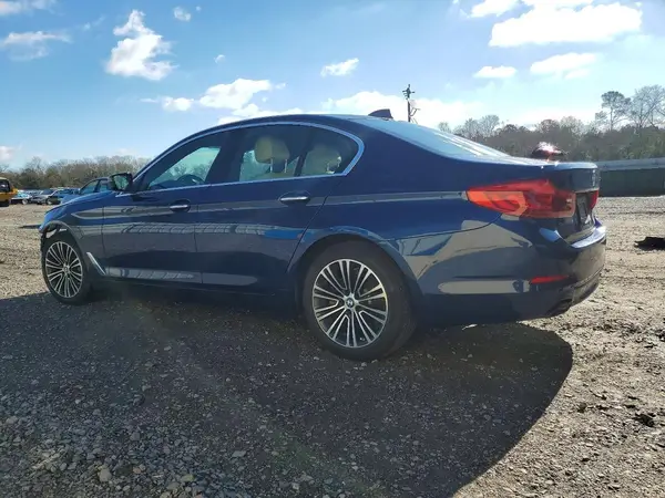 WBAJE5C57JG917758 2018 BMW 5ER - Image 2