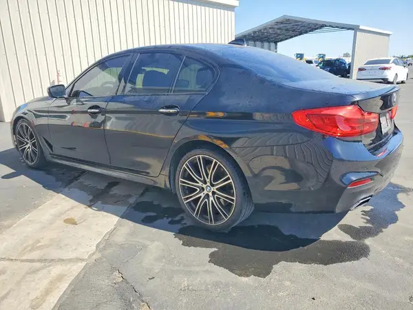 WBAJE5C57JG918098 2018 BMW 5ER - Image 2