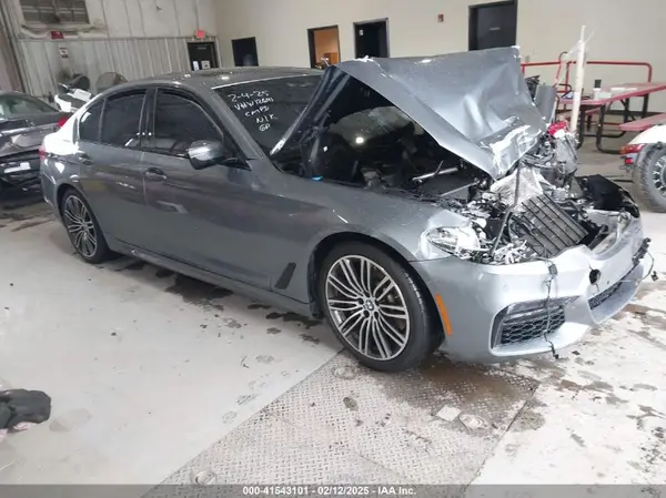 WBAJE5C57KWW12641 2019 BMW 5ER - Image 1