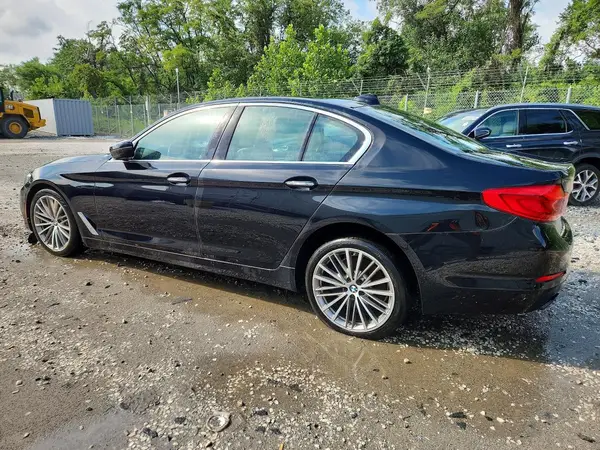 WBAJE5C58JG918045 2018 BMW 5ER - Image 2