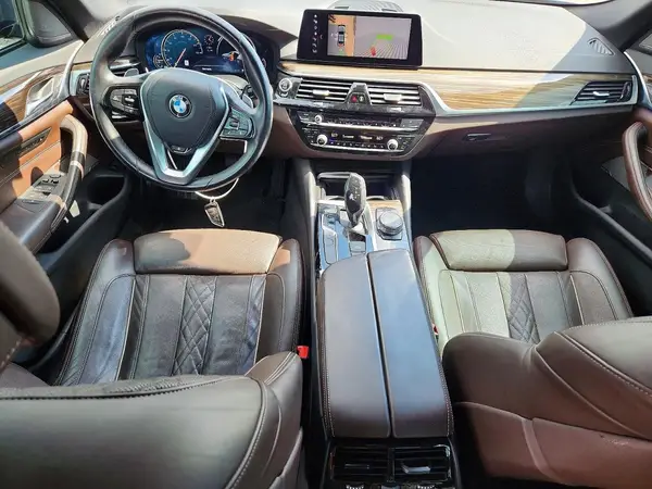 WBAJE5C58JG918580 2018 BMW 5ER - Image 8