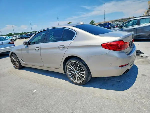 WBAJE5C58JWA93066 2018 BMW 5ER - Image 2