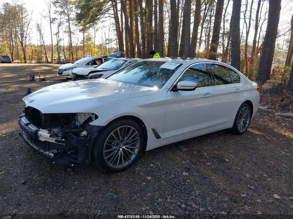 WBAJE5C58KBM76849 2019 BMW 5ER - Image 2