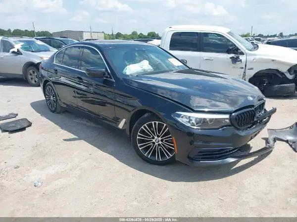 WBAJE5C58KWA98771 2019 BMW 5ER - Image 1