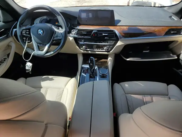 WBAJE5C58KWE66317 2019 BMW 5ER - Image 8