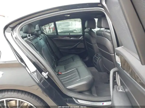 WBAJE5C59JG917616 2018 BMW 5ER - Image 8