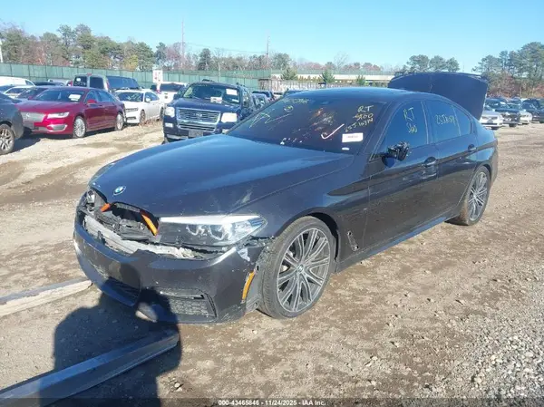 WBAJE5C59JG918488 2018 BMW 5ER - Image 2