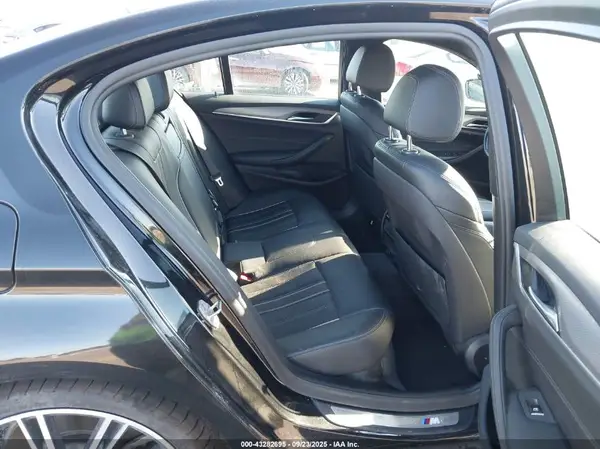 WBAJE5C59KWE66214 2019 BMW 5ER - Image 8