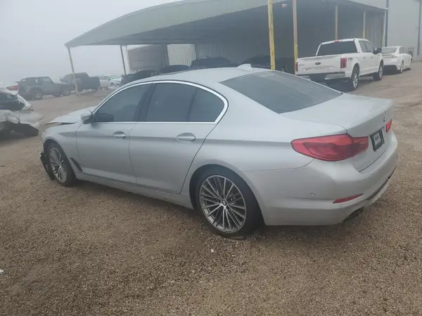 WBAJE5C59KWW12186 2019 BMW 5ER - Image 2