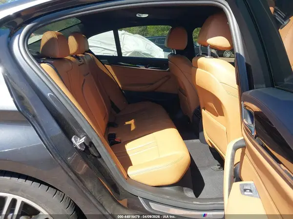 WBAJE5C5XJWA94865 2018 BMW 5ER - Image 8