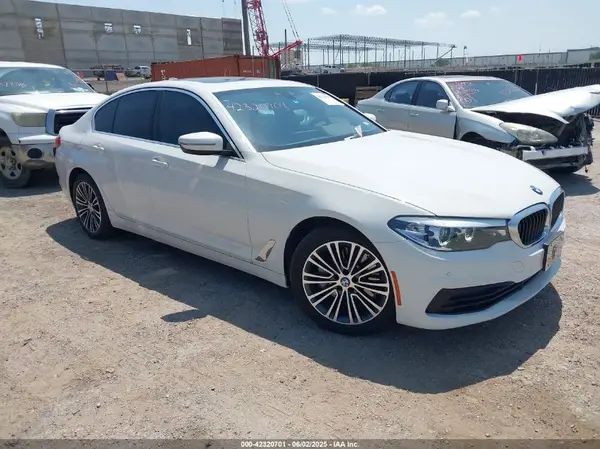 WBAJE5C5XKWW11726 2019 BMW 5ER - Image 1