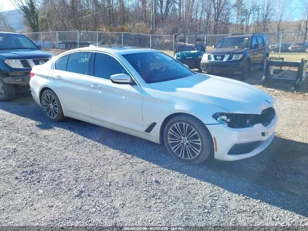 WBAJE5C5XKWW35430 2019 BMW 5ER - Image 1