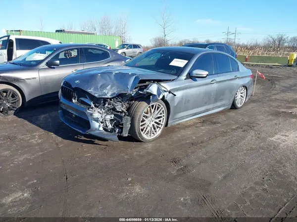 WBAJE7C30HG478665 2017 BMW 5ER - Image 2