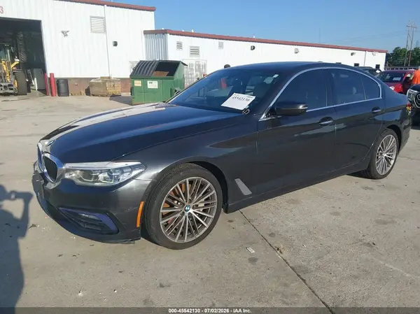WBAJE7C30HG479248 2017 BMW 5ER - Image 2