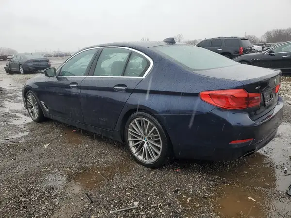 WBAJE7C30HG887202 2017 BMW 5ER - Image 2