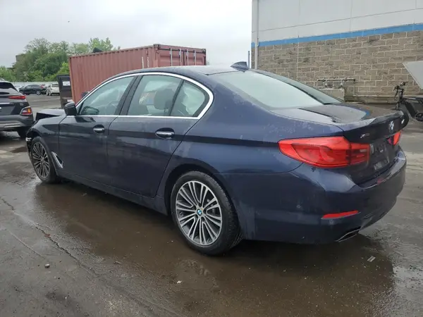 WBAJE7C30HG887877 2017 BMW 5ER - Image 2