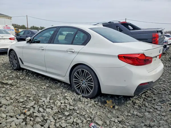 WBAJE7C30HG888317 2017 BMW 5ER - Image 2