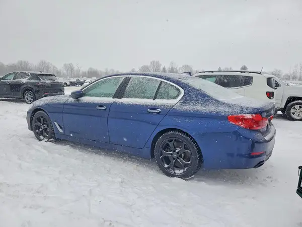 WBAJE7C30HWA03719 2017 BMW 5ER - Image 2